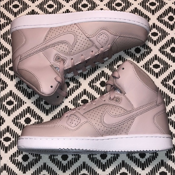 🆕 Nike Son of Force - Particle Rose - NIB - Picture 2 of 6